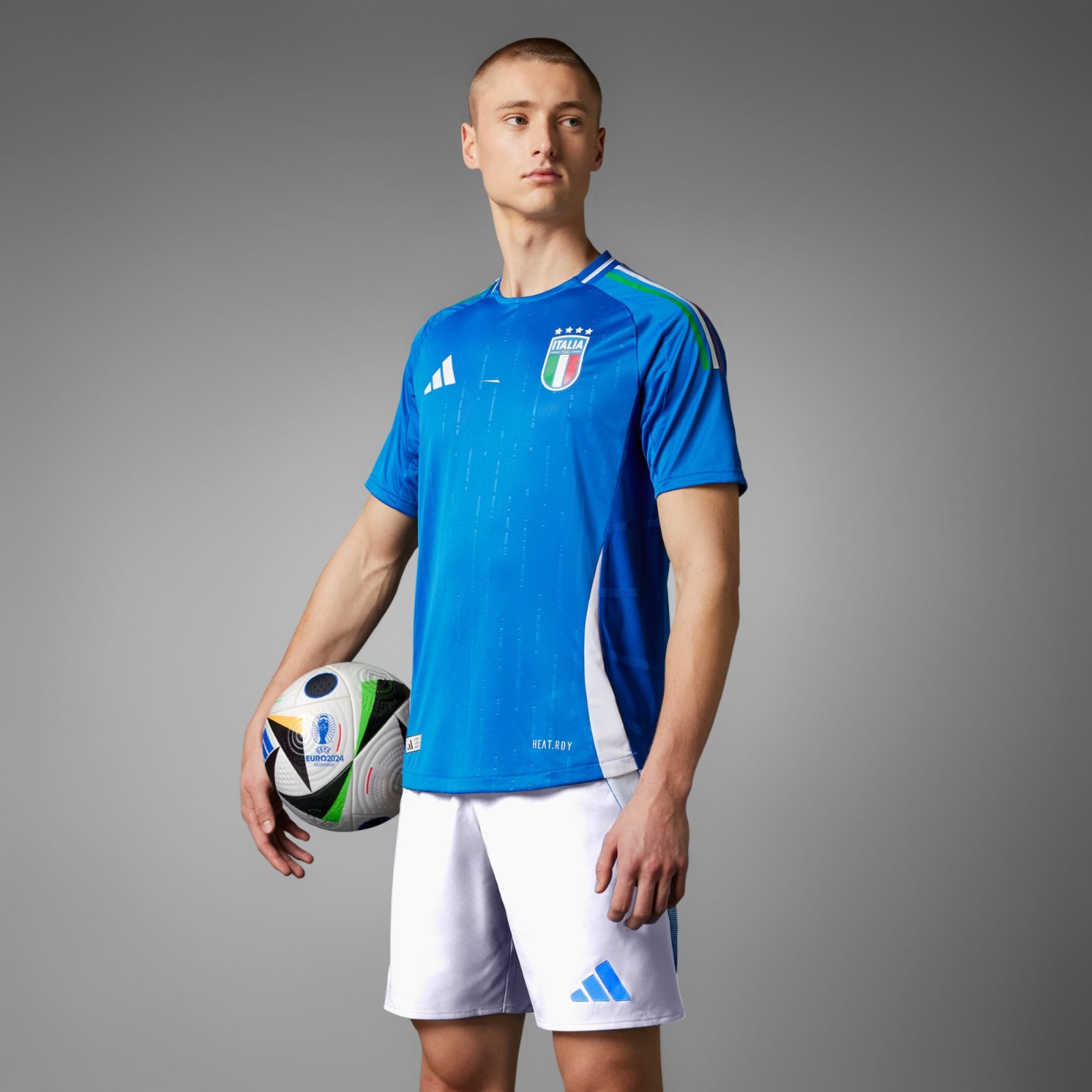کیت اول تیم ملی ایتالیا ۲۰۲۴-۲۰۲۵ (پیراهن شورت) ورژن هواداری